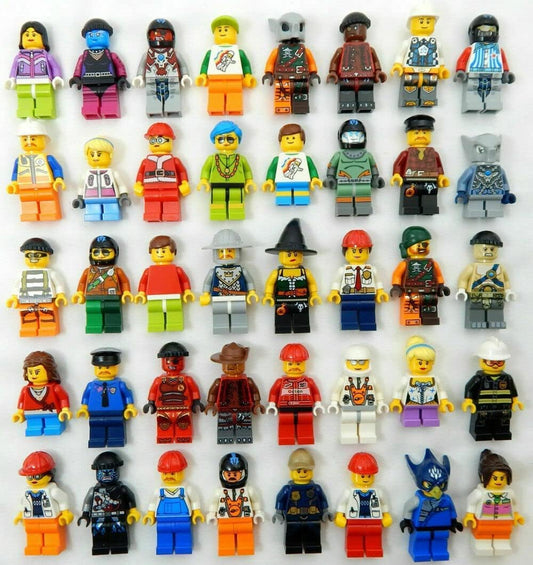 Minifigures Mystery Pack